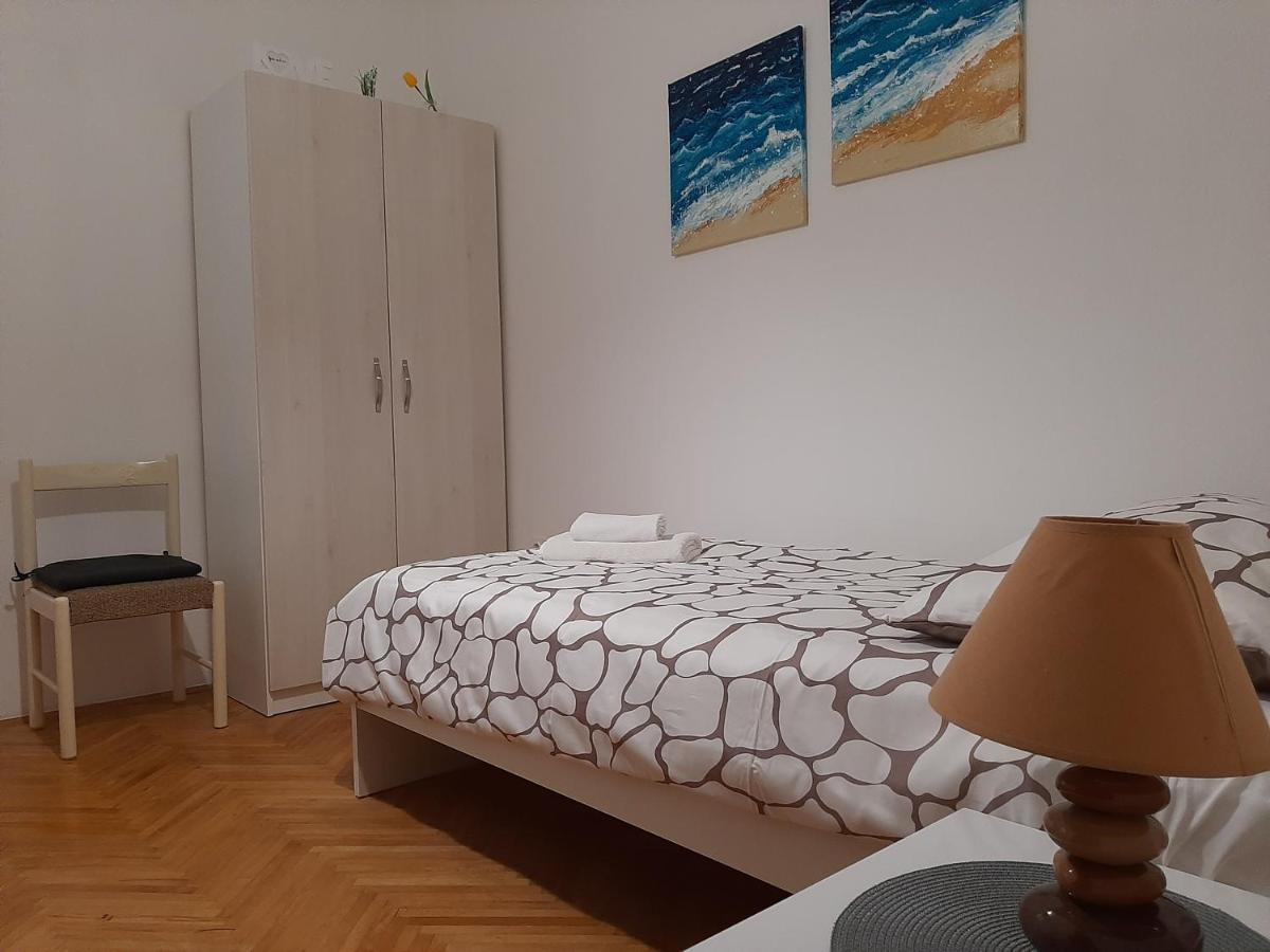 Apartmán Family House Rebeka Ugljan Exteriér fotografie
